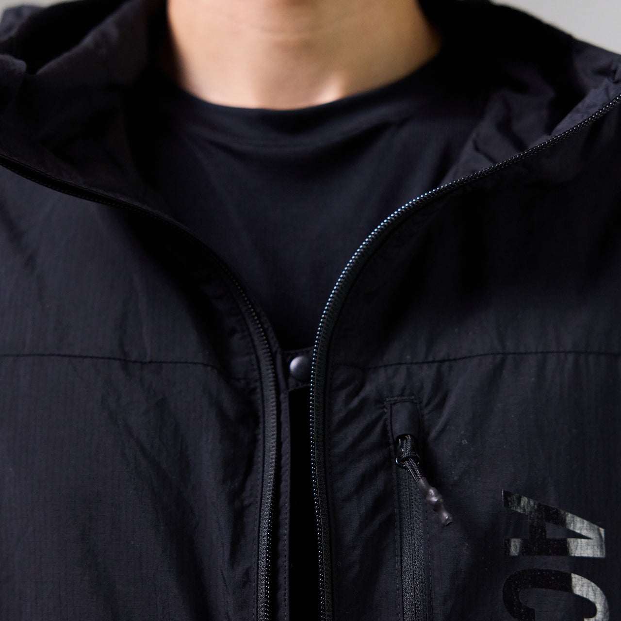 BioRip / Windbreaker Jacket - Black
