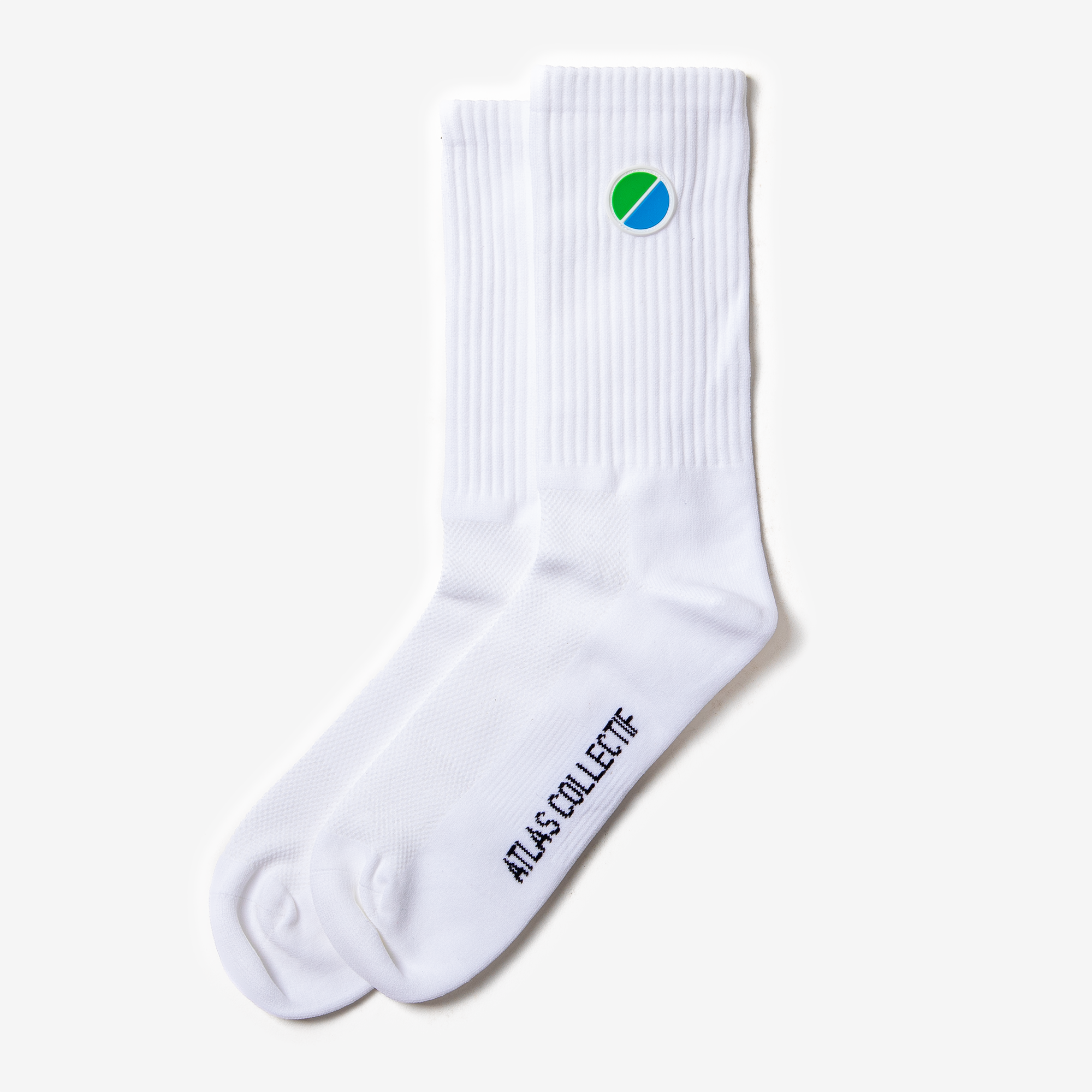 V3 Core Performance Socks White, flexible and breathable, ideal for running and workouts.