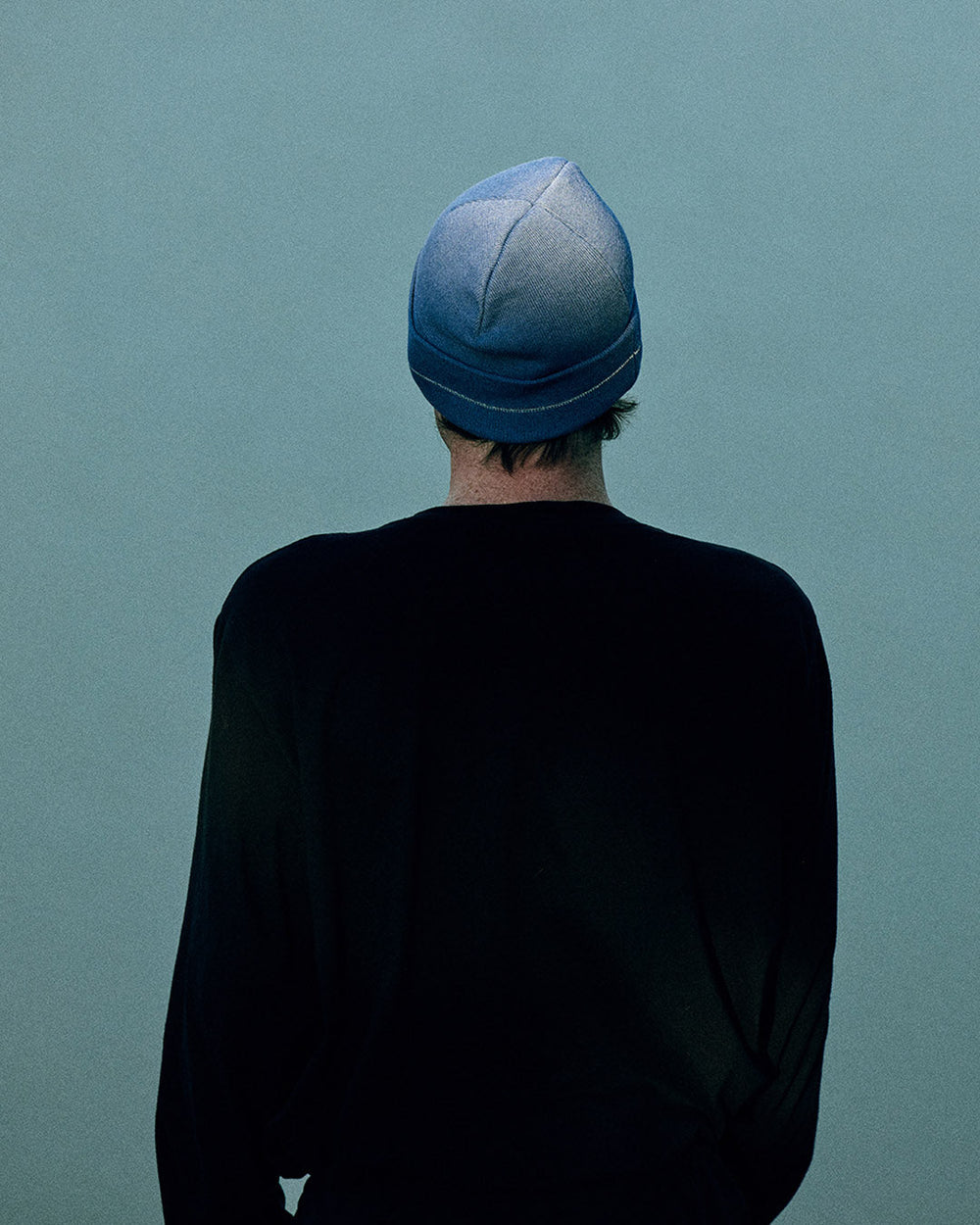 CR3Beanie - Nandoah in blue, double-layer, 100% recycled polyester, reflective stripe, ideal for night runs.