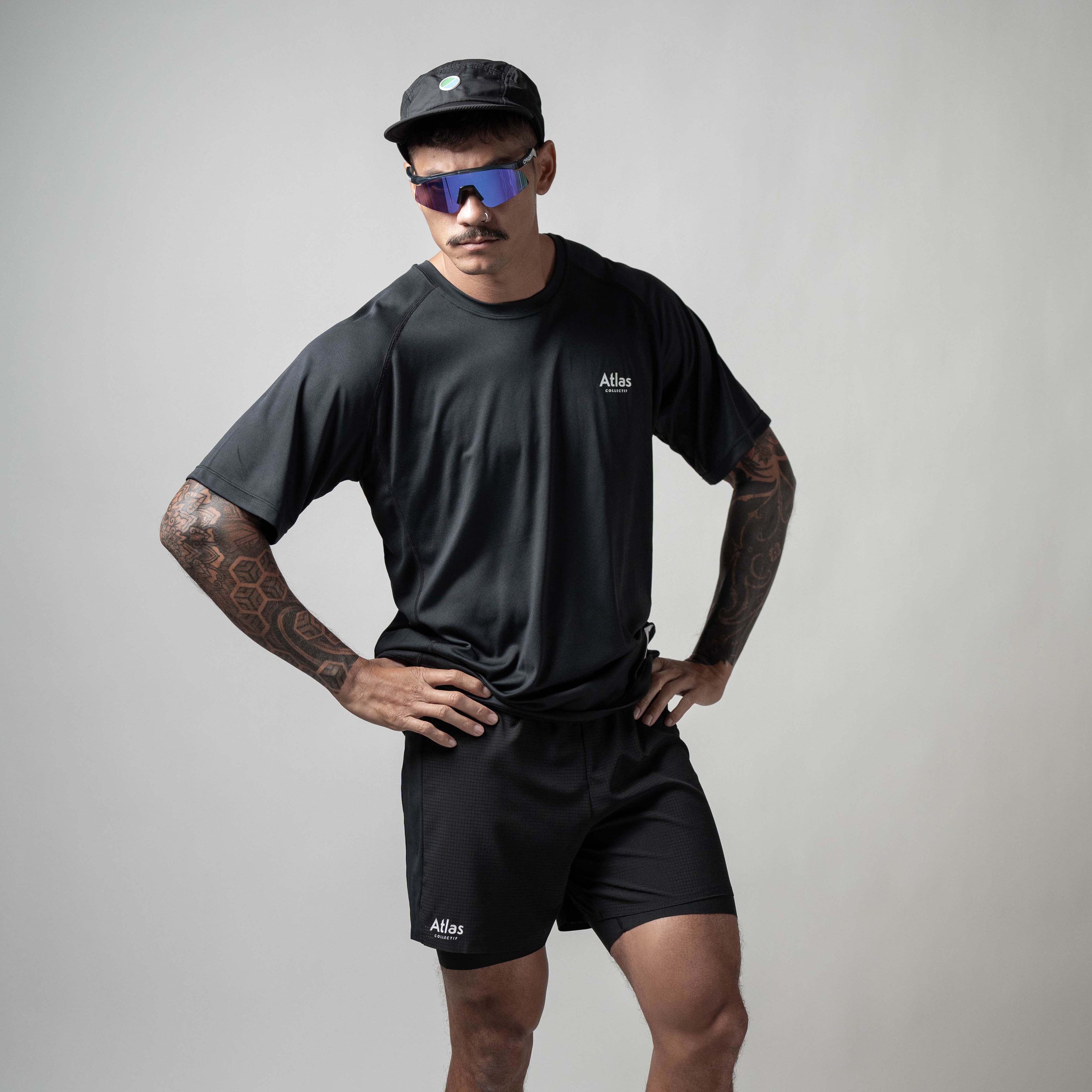 Performance 2 in 1 Running Shorts - Tight Fit - Black, moisture-wicking, quick-dry, recycled materials, breathable, antibacterial, reflective design.