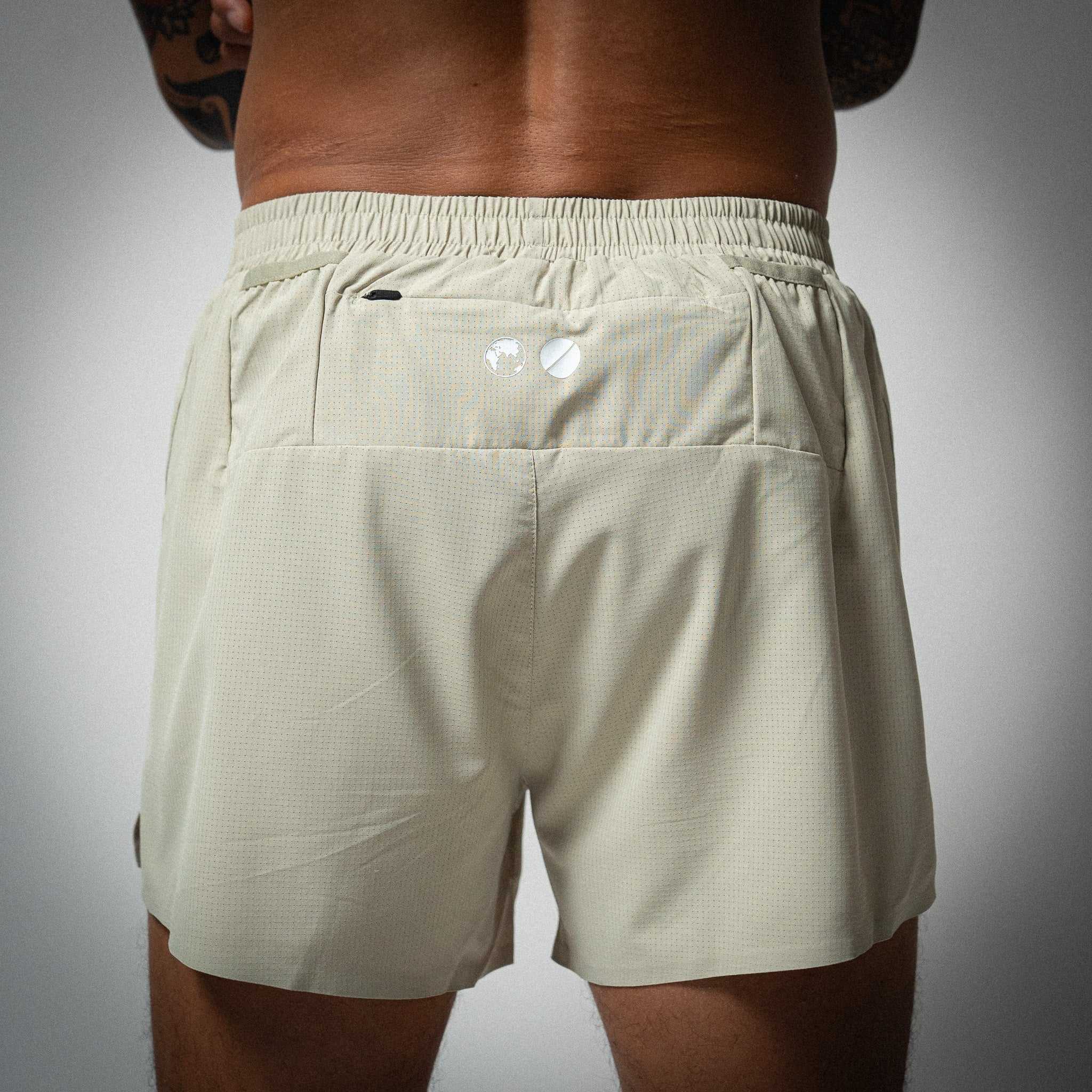 Aeria Fortis 4" Race Shorts Beige