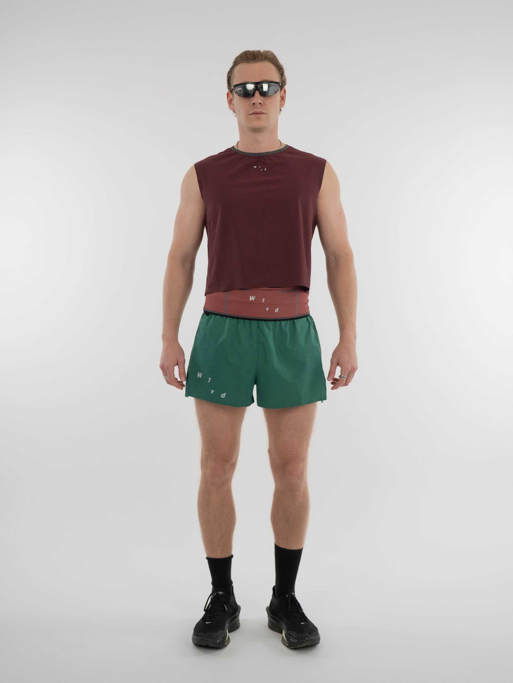 Tech Cropped Vest - Brick