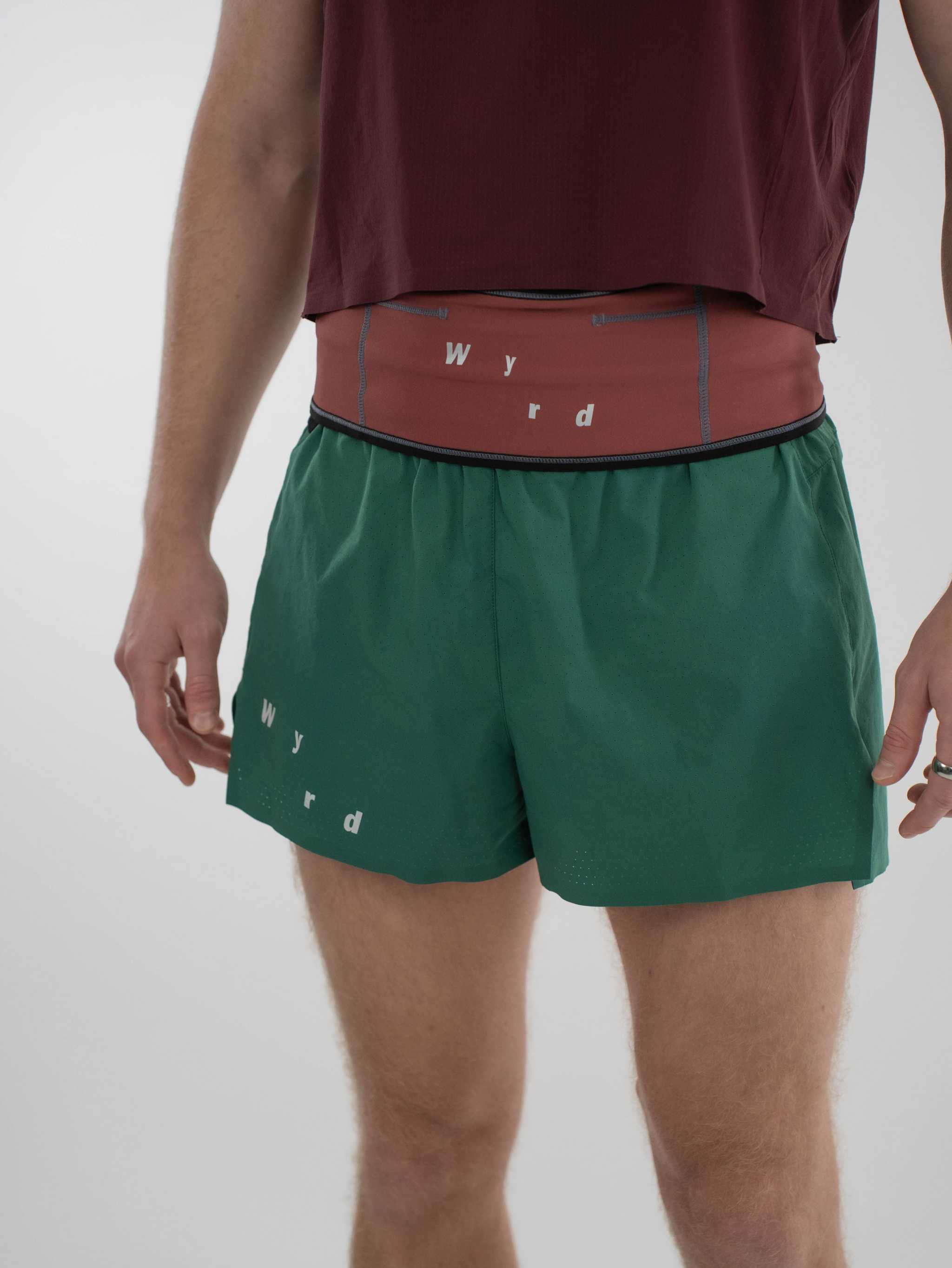 Tech Cropped Vest - Brick