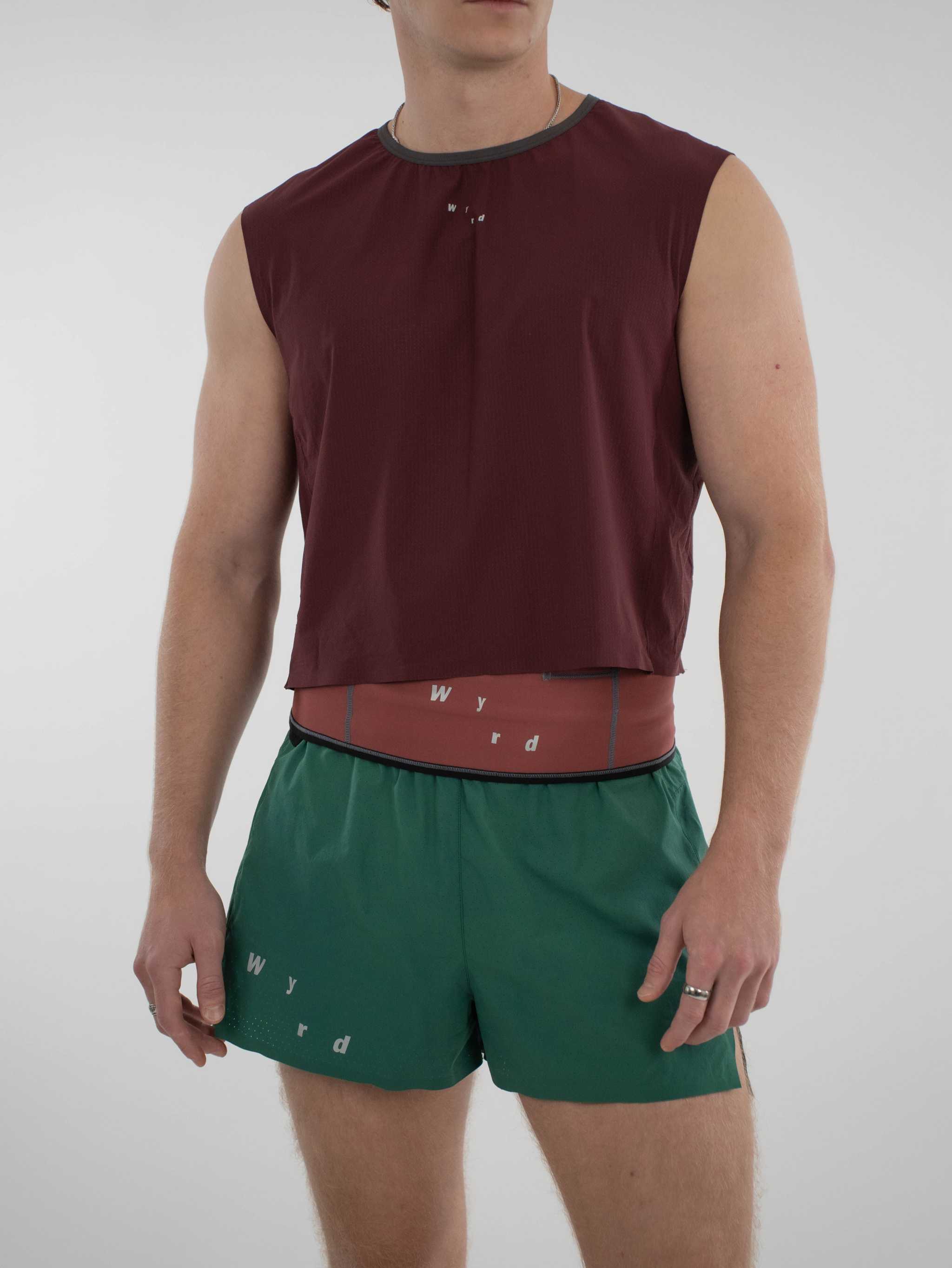 Tech Cropped Vest - Brick