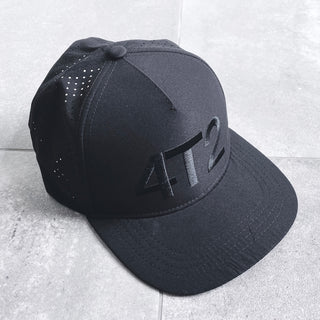 technical trucker 4T2 cap with flat bill and ventilated panels