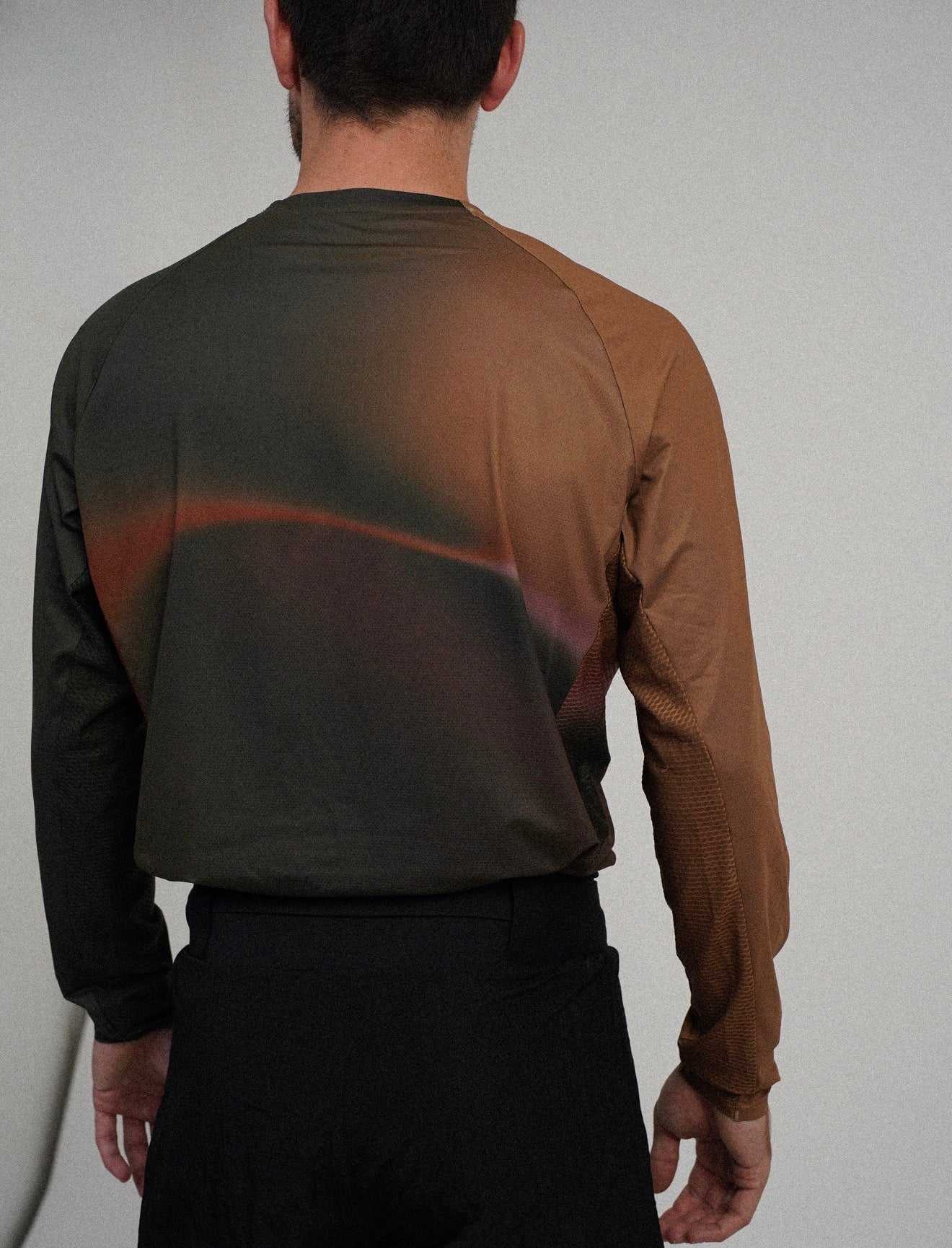 Motion Gradient Longsleeve