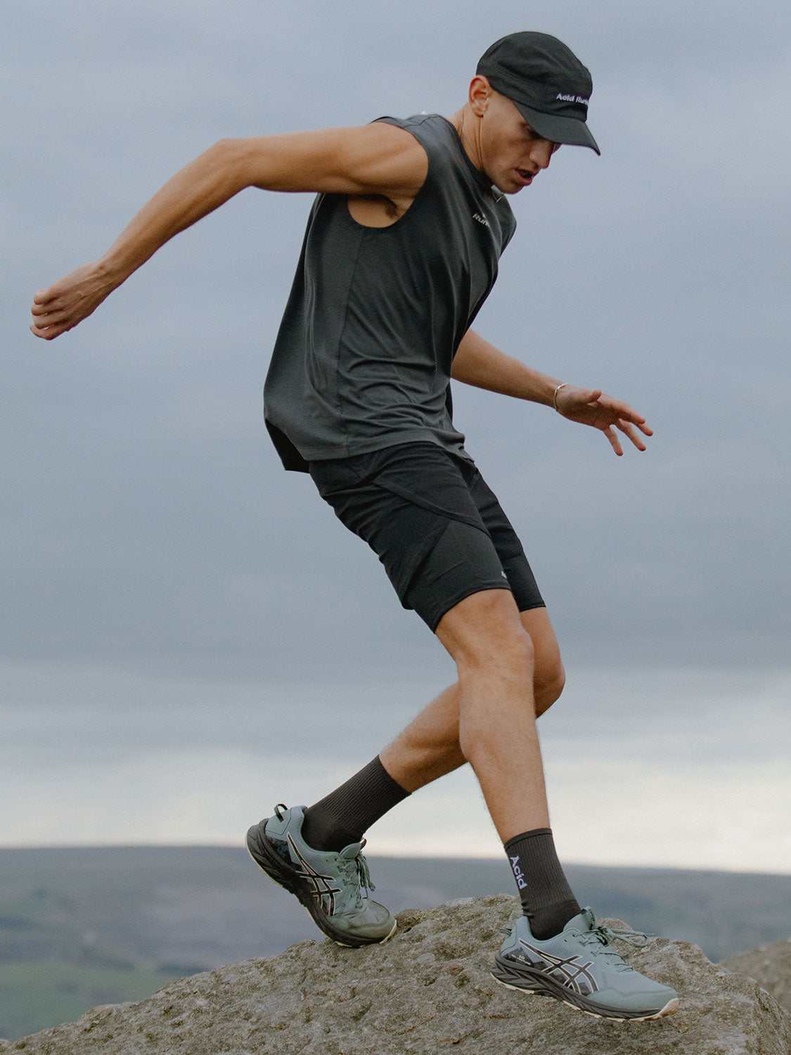 Men's Logo Tank - Graphite