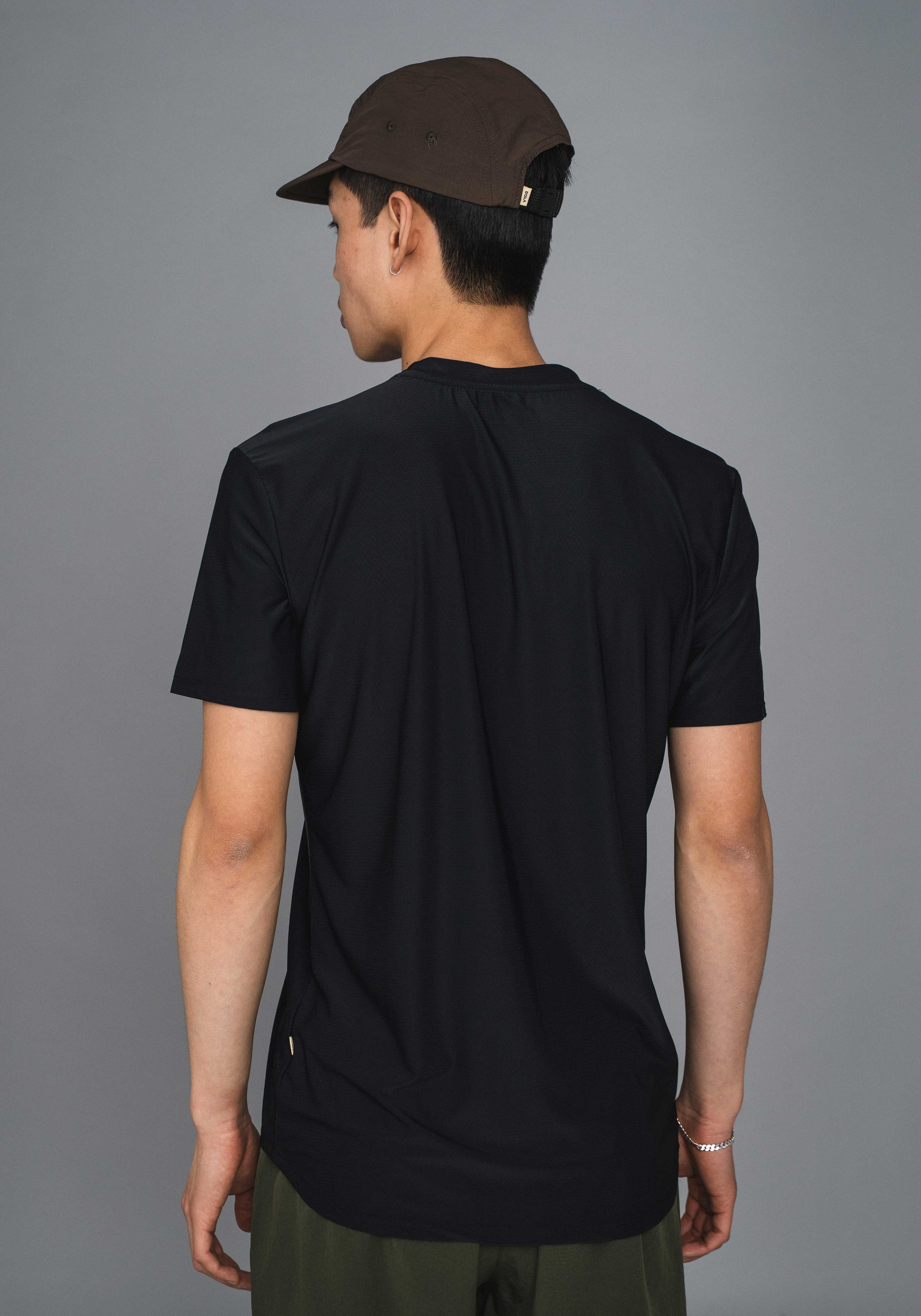 DOXA Run MNS RERUN TEE SS Tee SS Black 02