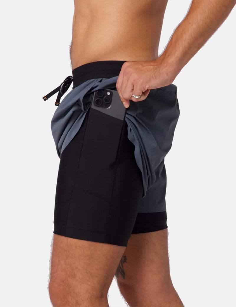 Men's Vento™ 4" 2-in-1 Short in Storm Grey with phone pocket.