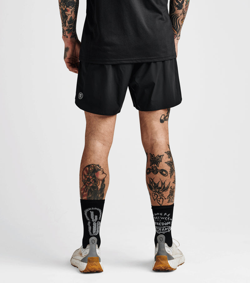 Lightweight Alta Shorts 5" with moisture-wicking liner, 4-way stretch fabric, rear zip pocket, and camo pattern.