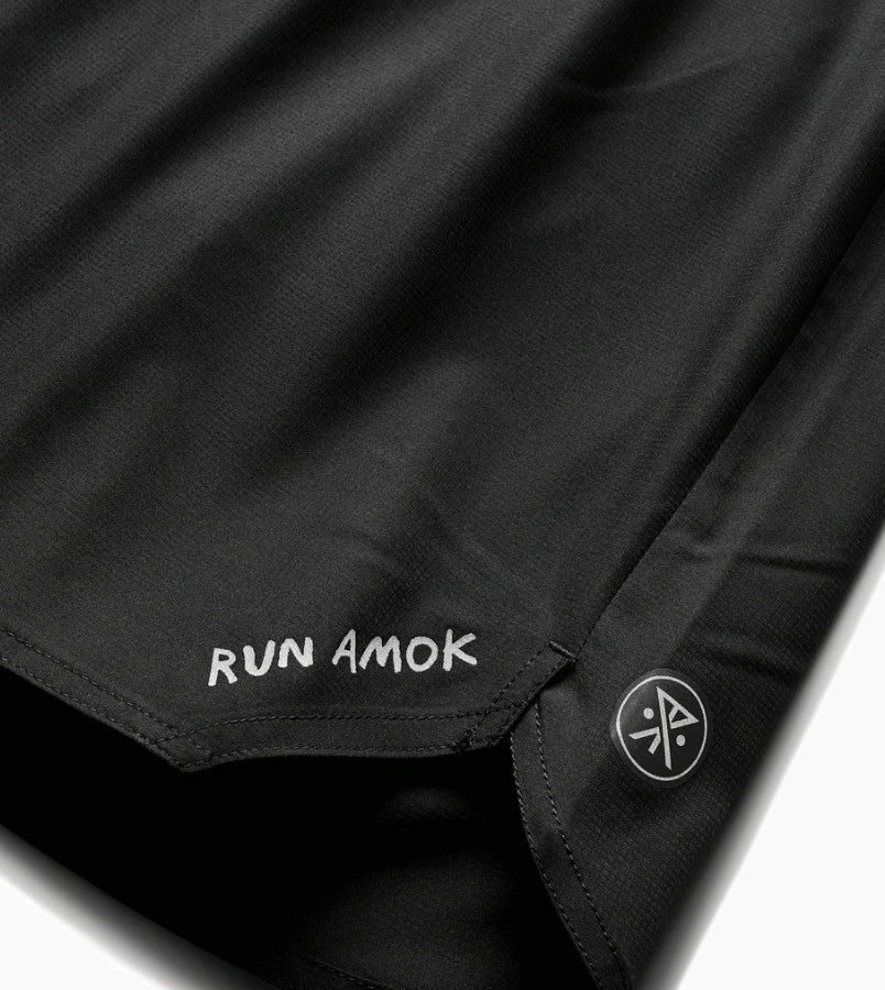 Baja Shorts 5" with reflective logos and lightweight stretch fabric.