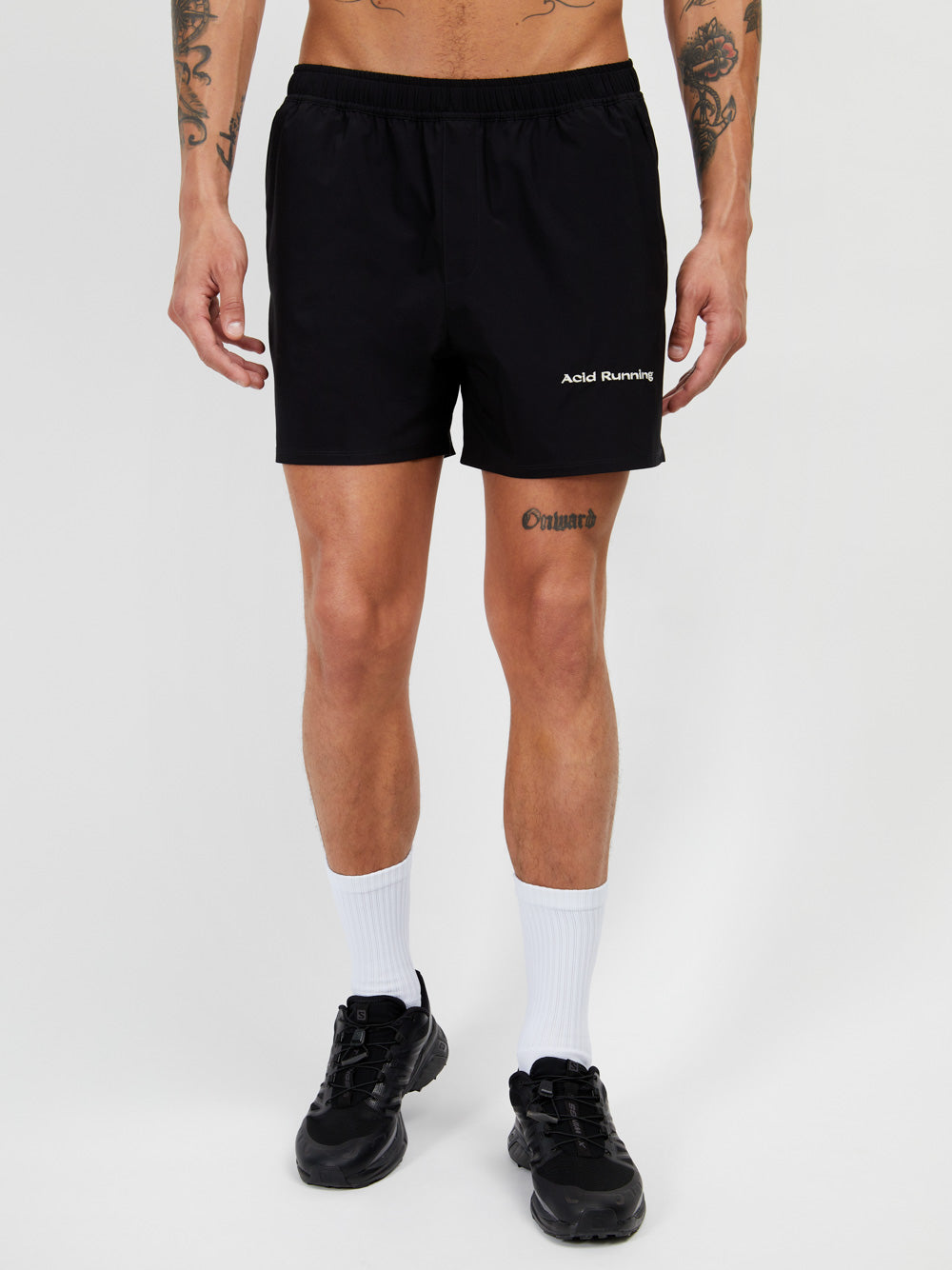 Hybrid Shorts 2.0 in black with zip pockets and embroidered logo.