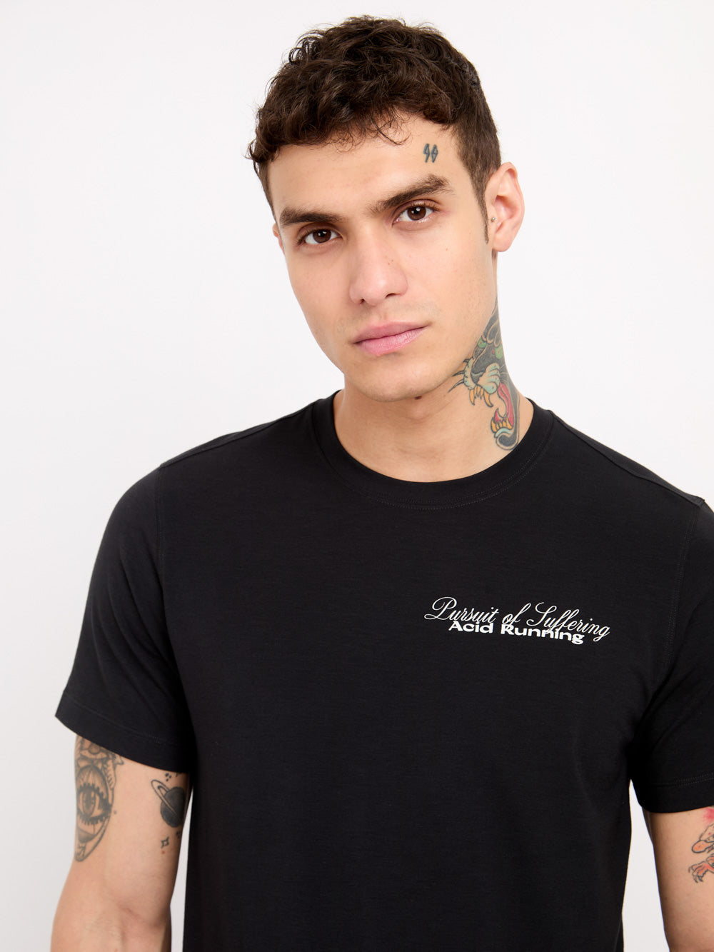 Runner's Fate T-Shirt - Black, lightweight, sweat-wicking, odour-resistant, with ethical organic fibers.